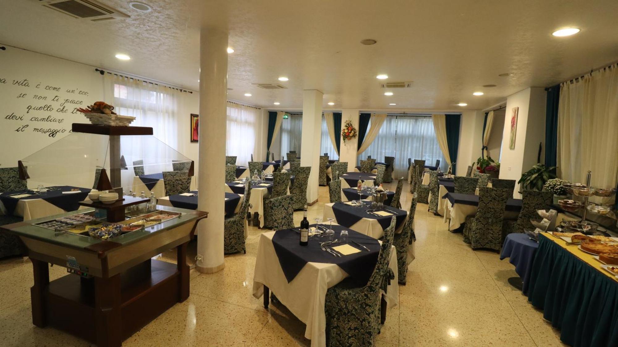 Hotel Villa Camilla Varazze Kültér fotó